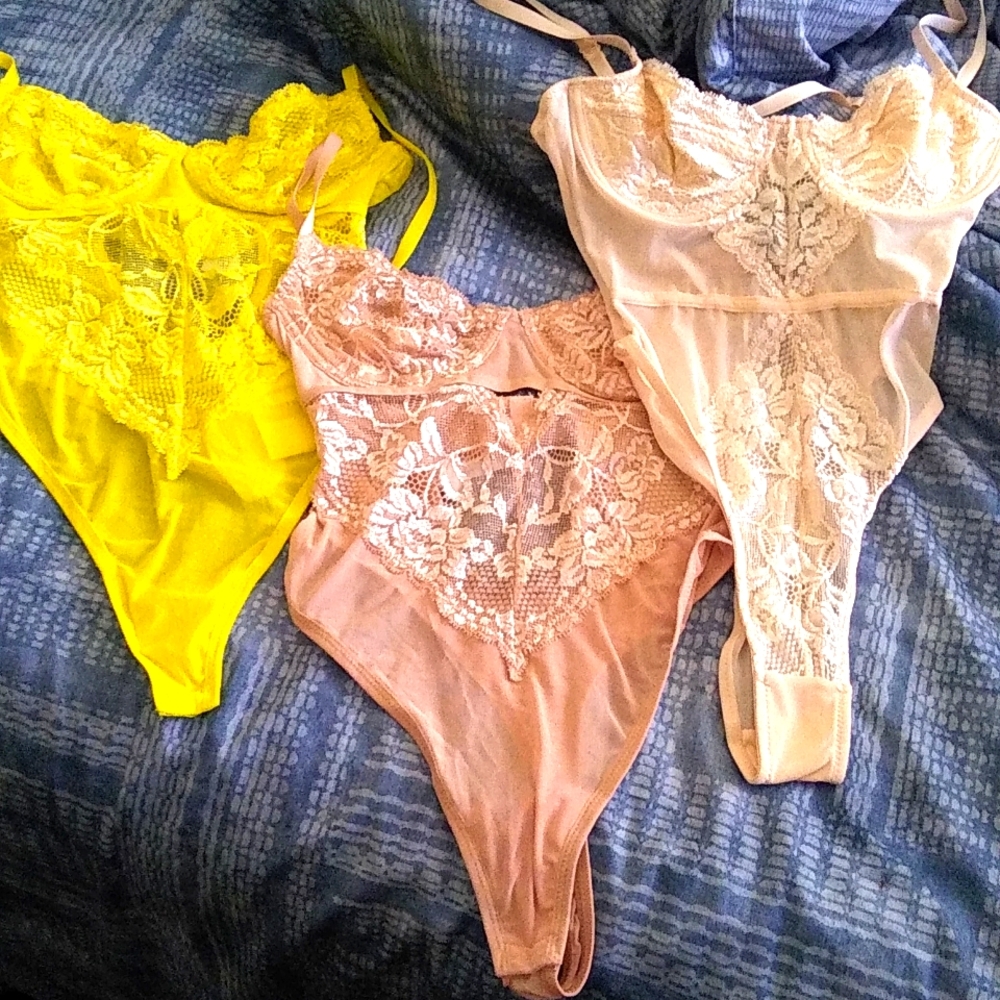 Forever 21 bundle 3 lingerie